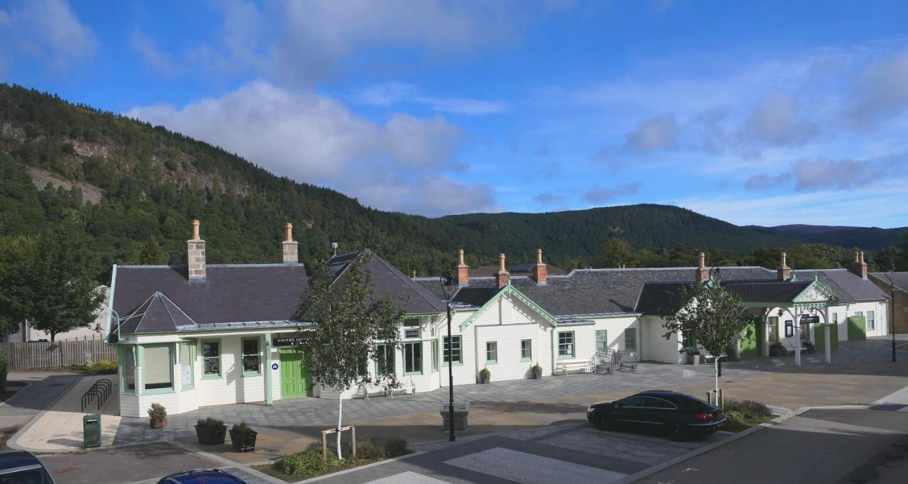 The Gordon Guest House Ballater Exterior photo