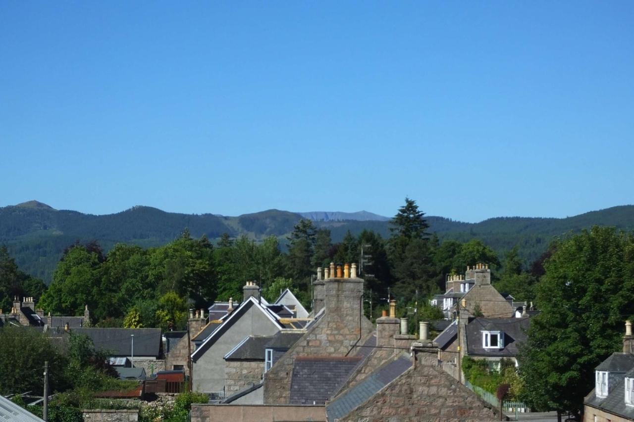 The Gordon Guest House Ballater Exterior photo